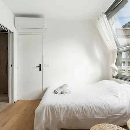 A Cosy Near Trocadero 아파트